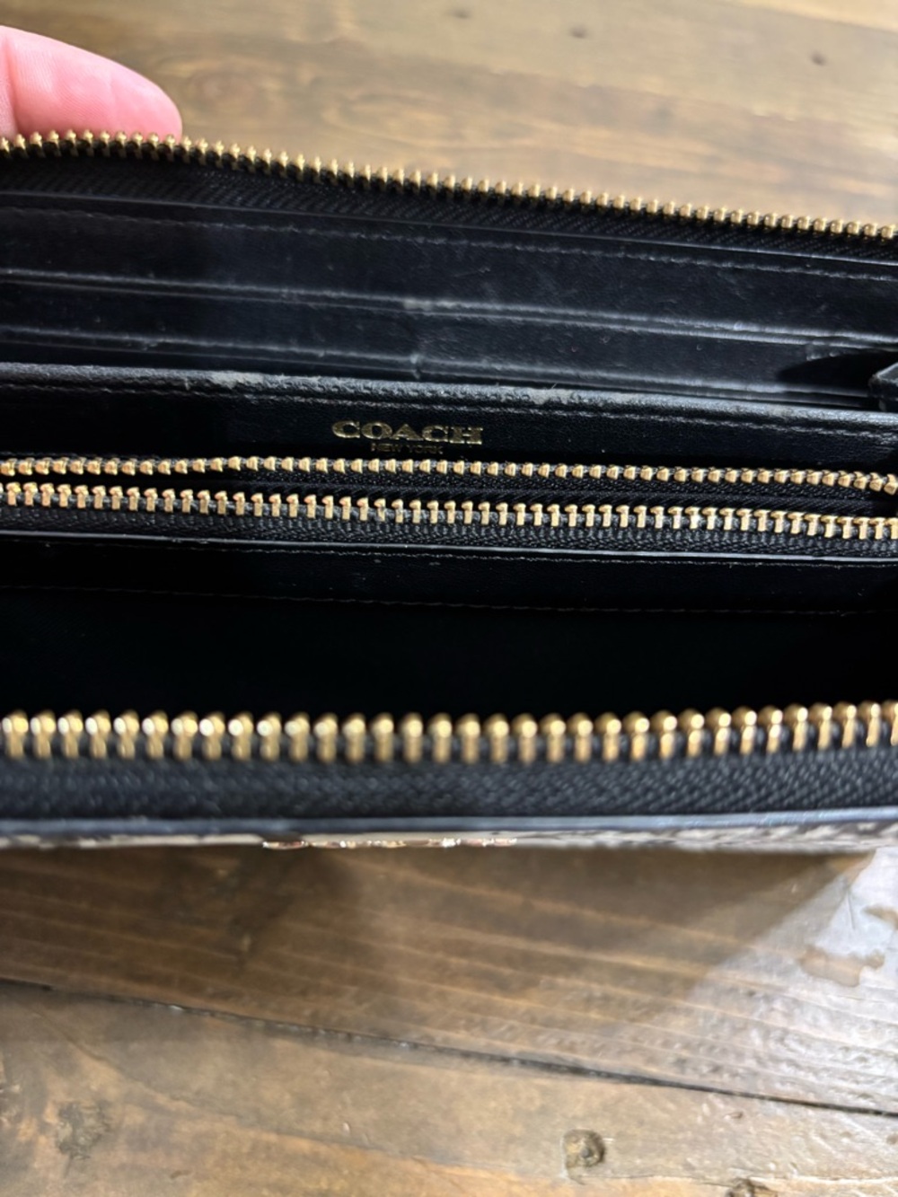Coach Accordian Zip Wallet in Python-Embossed Leather - Picture 9 of 11